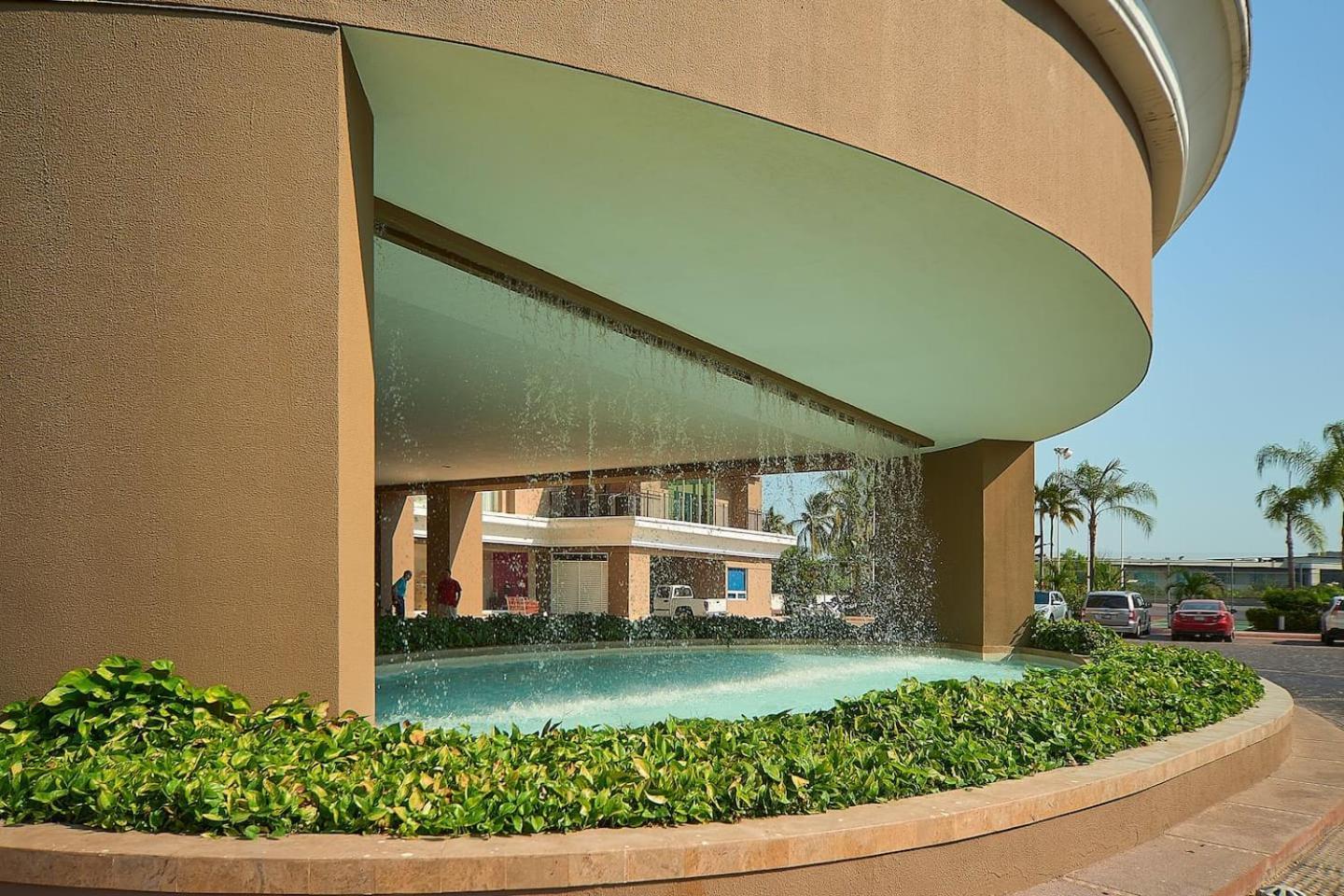 Grand Venetian Beachfront Condos Puerto Vallarta Eksteriør billede