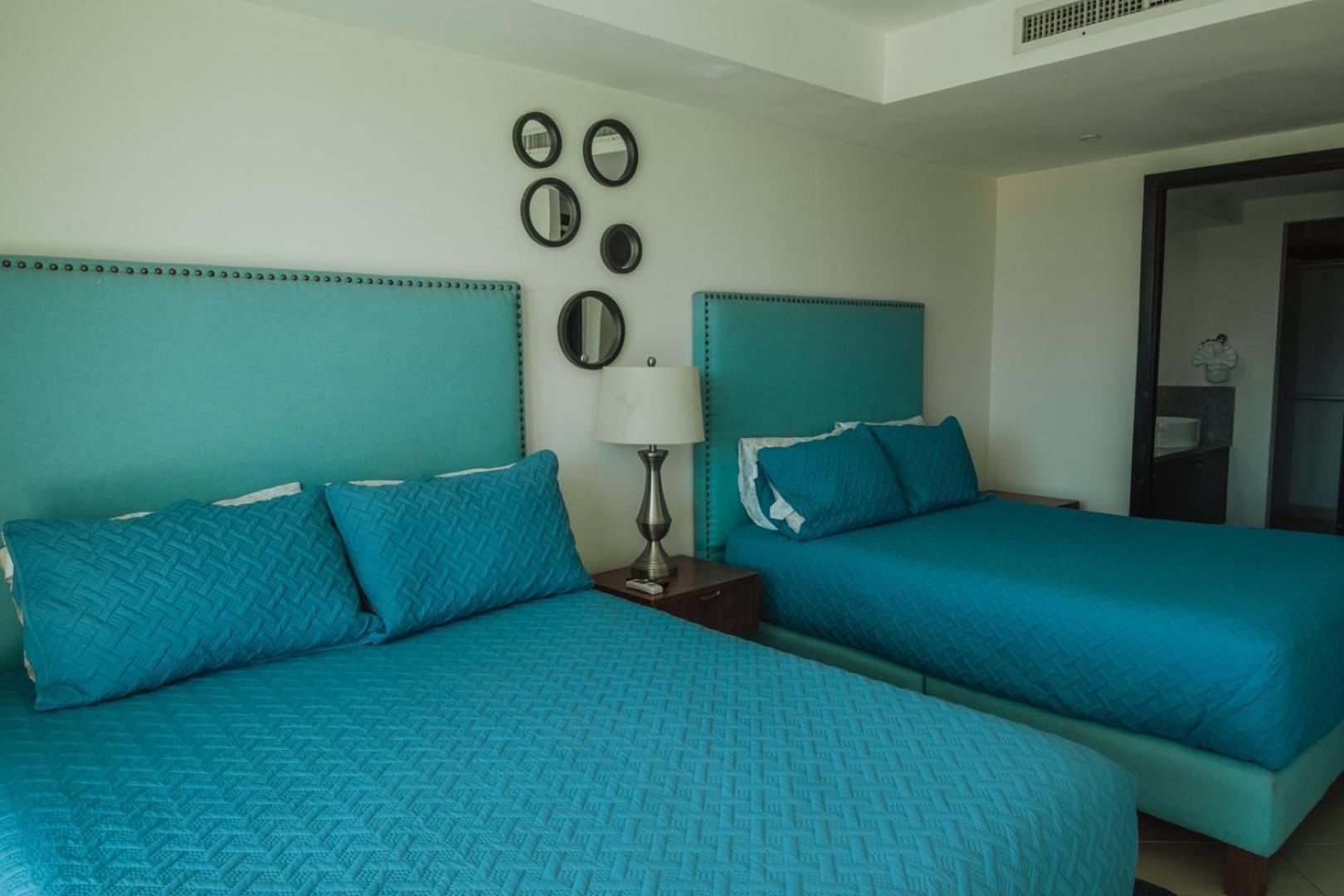 Grand Venetian Beachfront Condos Puerto Vallarta Eksteriør billede