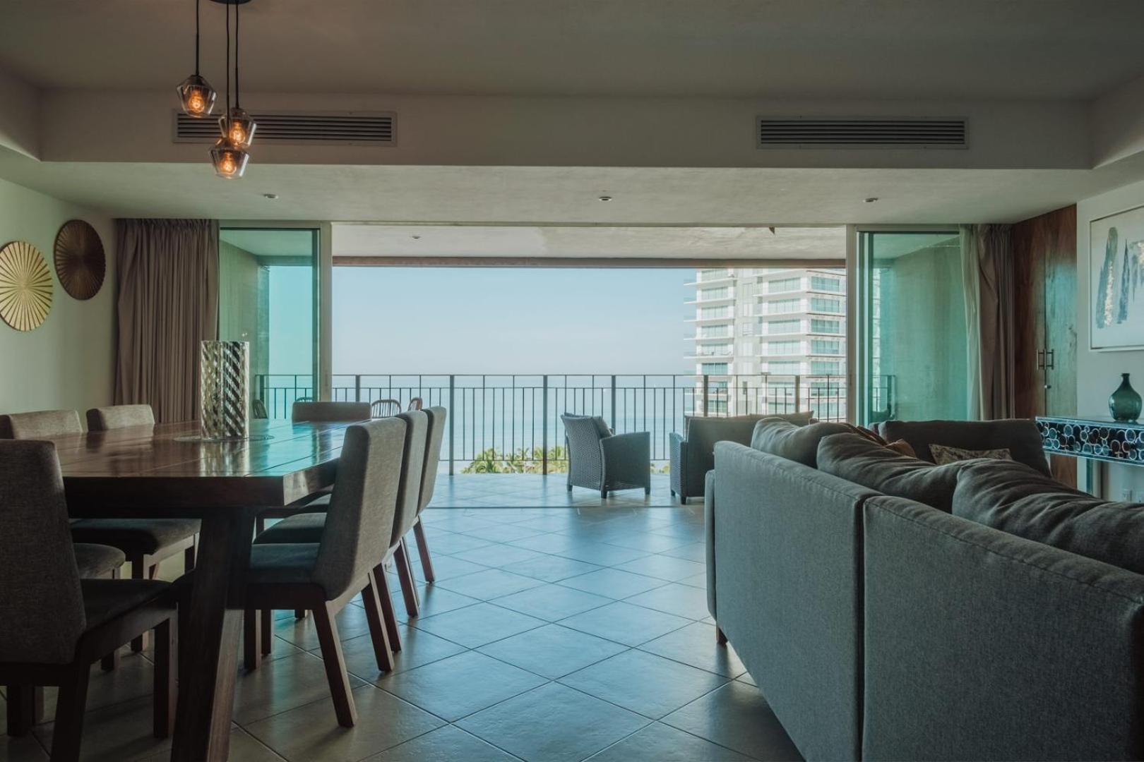Grand Venetian Beachfront Condos Puerto Vallarta Eksteriør billede